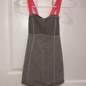 Women’s lululemon tank top 